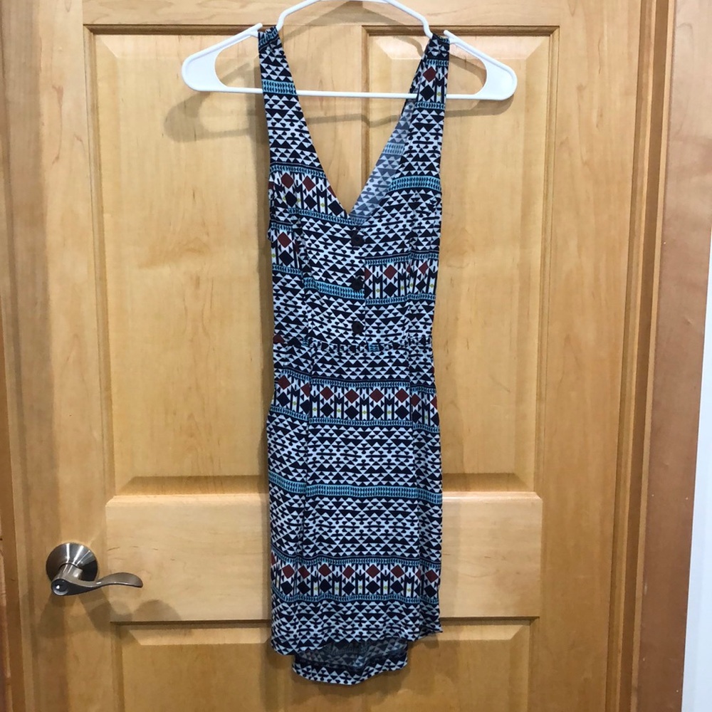 Sparkle & Fade Open Back Geometric Patterned Dress
